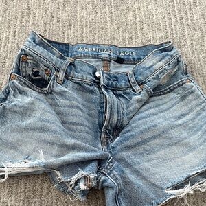 American Eagle Distressed Denim Shorts 000